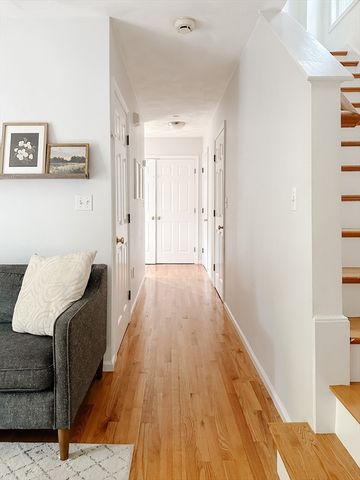 555 Main St 9, Woburn, MA 01801