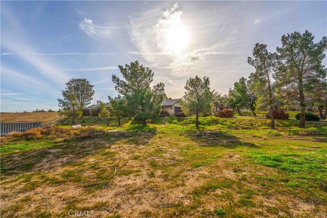 11815 Ivy, Hesperia, CA 92345