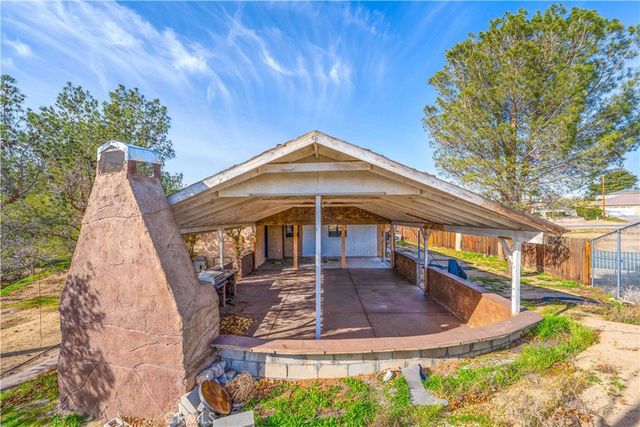 11815 Ivy, Hesperia, CA 92345