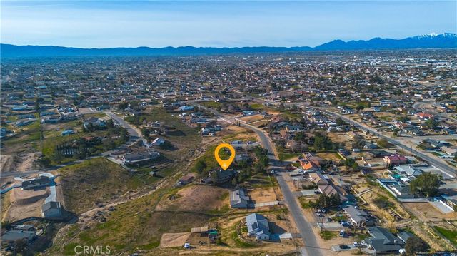 11815 Ivy, Hesperia, CA 92345