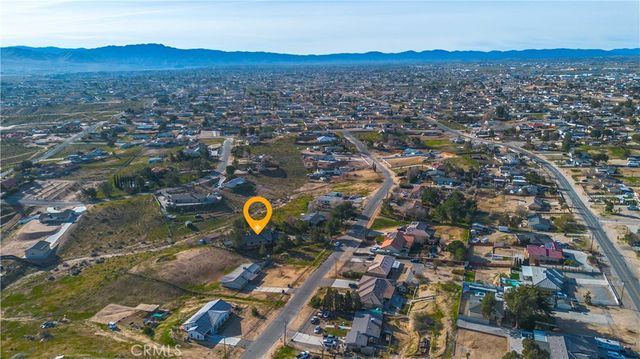 11815 Ivy, Hesperia, CA 92345