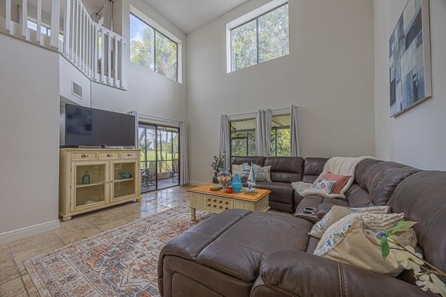 3625 Inverrary Boulevard W, Lauderhill, FL 33319