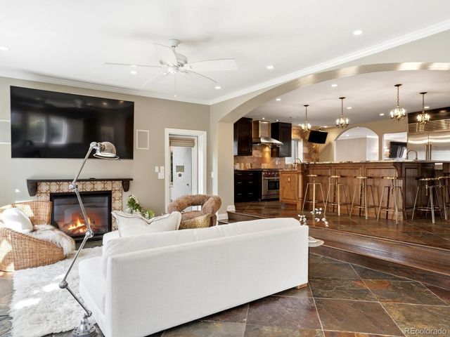 525 S Downing Street, Denver, CO 80209