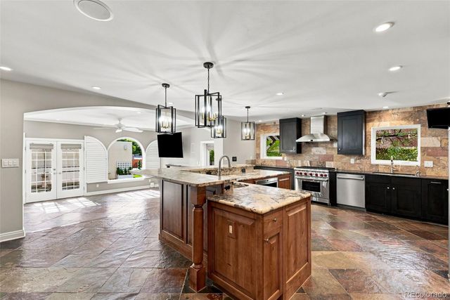 525 S Downing Street, Denver, CO 80209