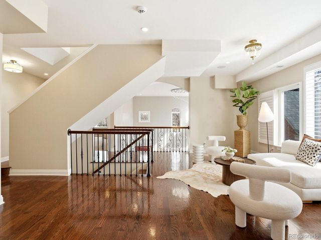525 S Downing Street, Denver, CO 80209