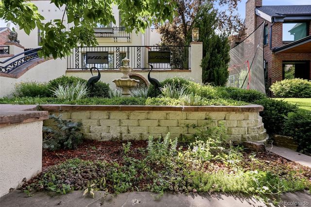 525 S Downing Street, Denver, CO 80209