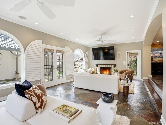 525 S Downing Street, Denver, CO 80209