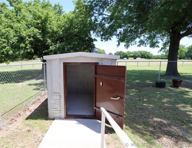32632 E 710 Road, Wagoner, OK 74467