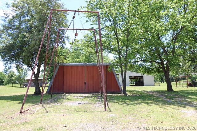32632 E 710 Road, Wagoner, OK 74467