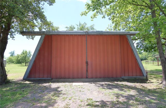 32632 E 710 Road, Wagoner, OK 74467