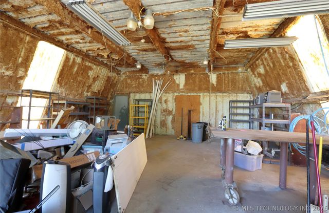 32632 E 710 Road, Wagoner, OK 74467