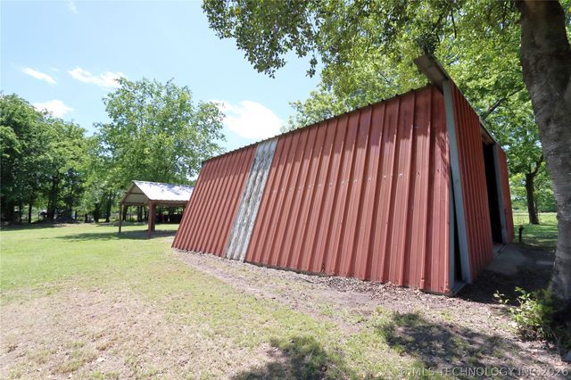 32632 E 710 Road, Wagoner, OK 74467