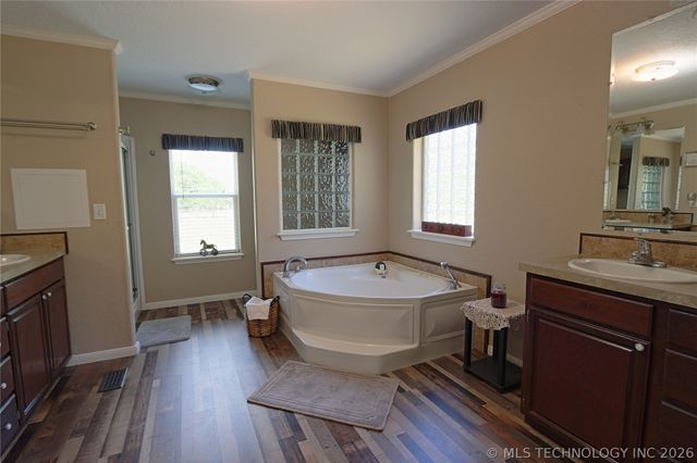 32632 E 710 Road, Wagoner, OK 74467
