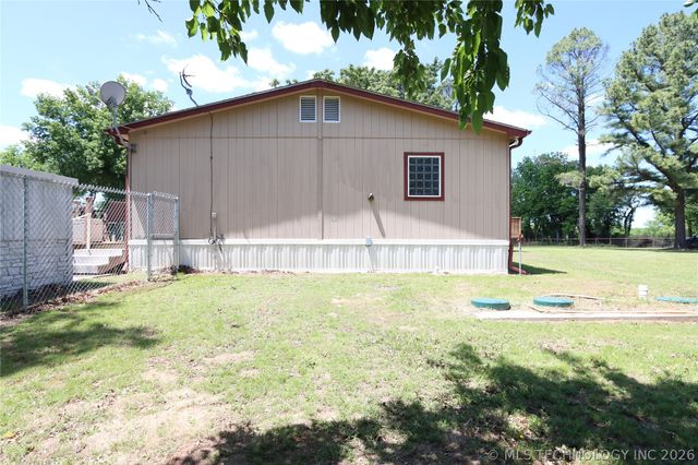 32632 E 710 Road, Wagoner, OK 74467