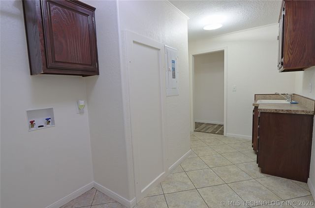 32632 E 710 Road, Wagoner, OK 74467