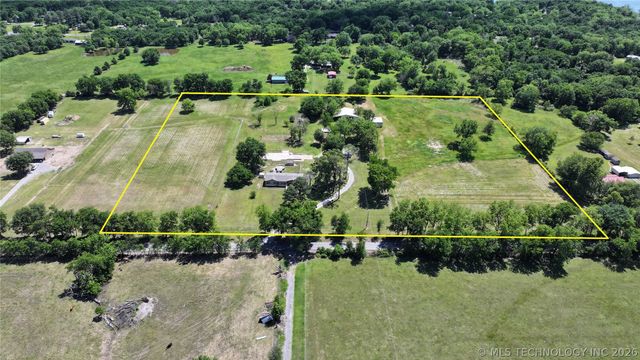 32632 E 710 Road, Wagoner, OK 74467