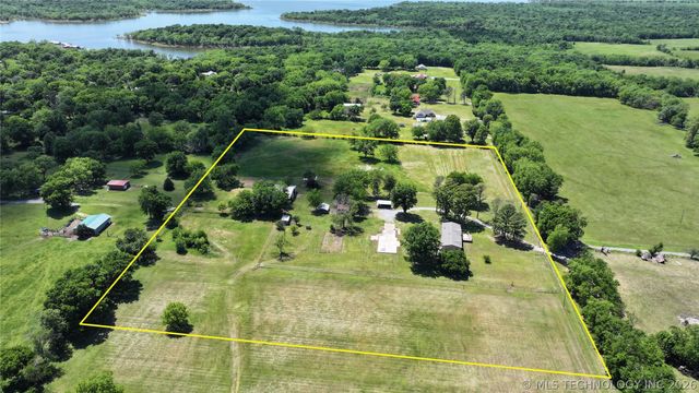 32632 E 710 Road, Wagoner, OK 74467
