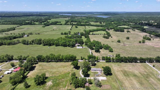 32632 E 710 Road, Wagoner, OK 74467