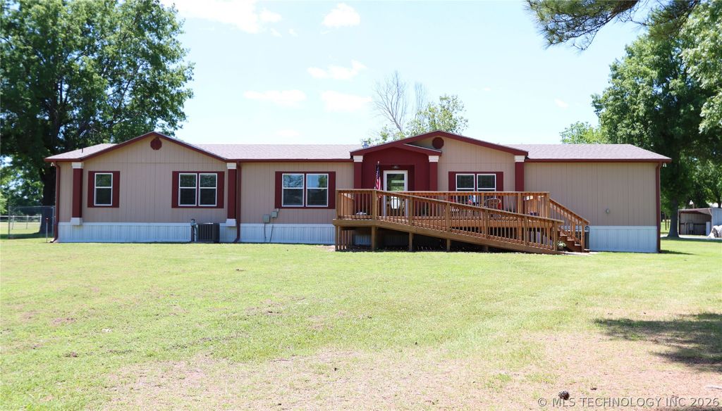 32632 E 710 Road, Wagoner, OK 74467