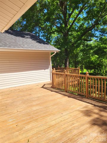 1913 Lake Monroe Drive, Monroe, NC 28211