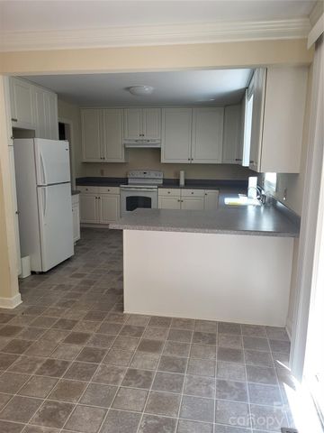 1913 Lake Monroe Drive, Monroe, NC 28211