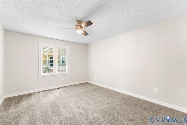 9701 Bunker Ct, Petersburg, VA 23805