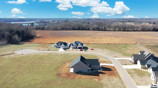 249 Lookout Dr, Winchester, TN 37398