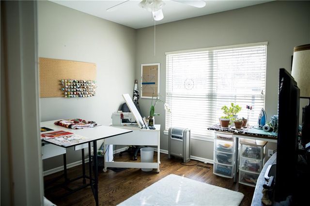 1906 160th Terrace, Basehor, KS 66007