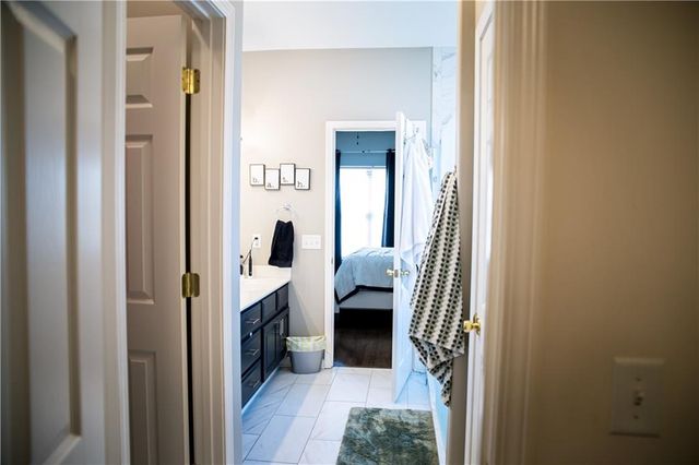 1906 160th Terrace, Basehor, KS 66007
