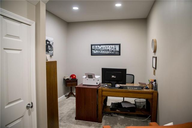 1906 160th Terrace, Basehor, KS 66007