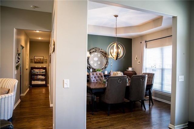 1906 160th Terrace, Basehor, KS 66007