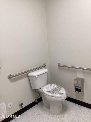 5740 Cleveland Avenue B, El Paso, TX 79925