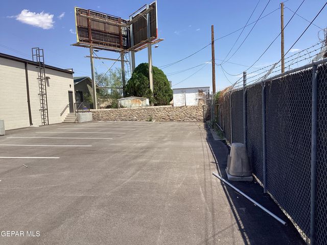 5740 Cleveland Avenue B, El Paso, TX 79925