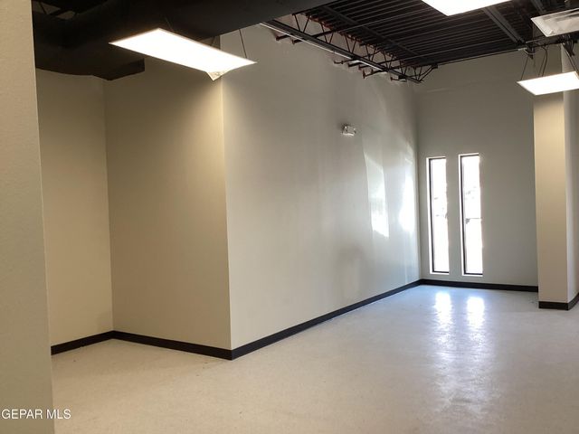 5740 Cleveland Avenue B, El Paso, TX 79925