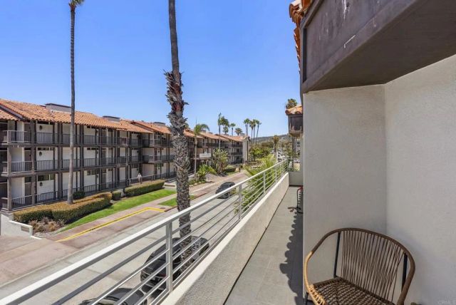 2110 Avenida De La Playa C, La Jolla, CA 92037