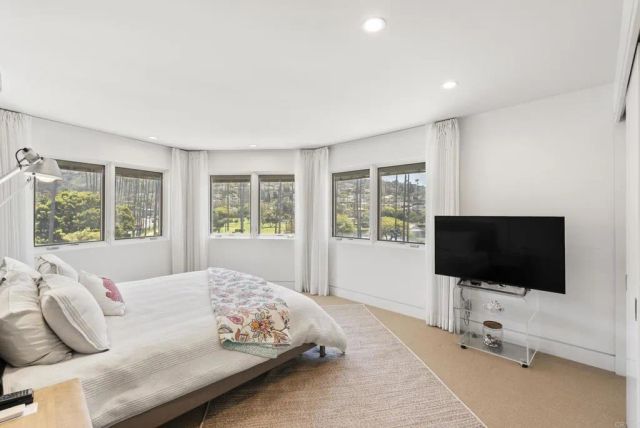 2110 Avenida De La Playa C, La Jolla, CA 92037