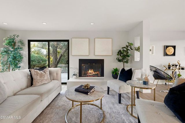 23310 Aetna Street, Woodland Hills, CA 91367