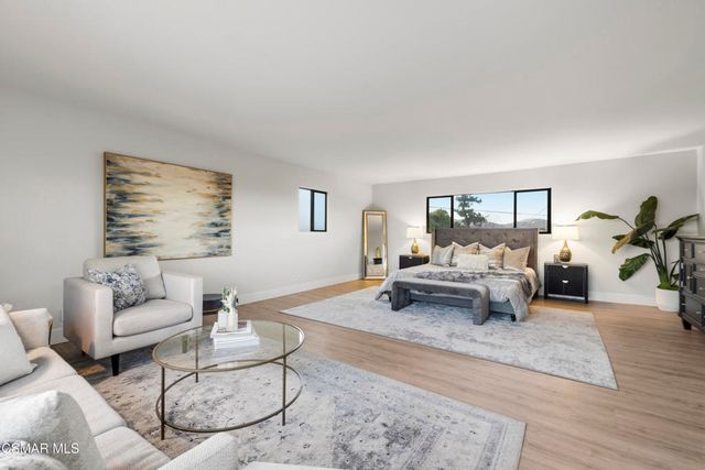 23310 Aetna Street, Woodland Hills, CA 91367