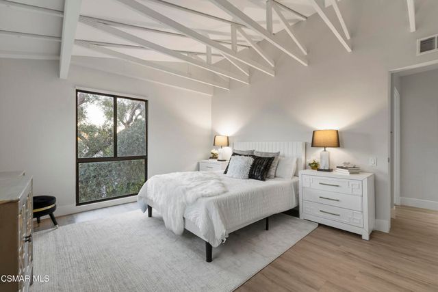 23310 Aetna Street, Woodland Hills, CA 91367