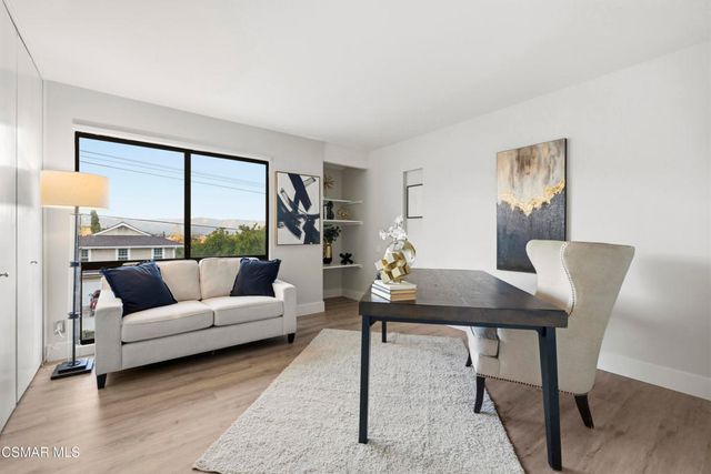 23310 Aetna Street, Woodland Hills, CA 91367