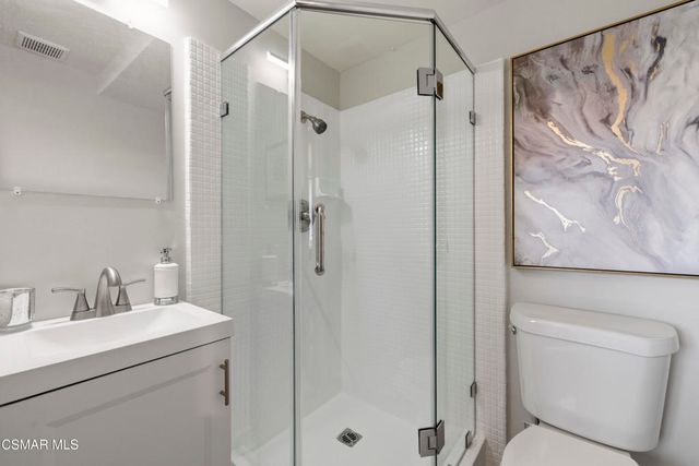 23310 Aetna Street, Woodland Hills, CA 91367