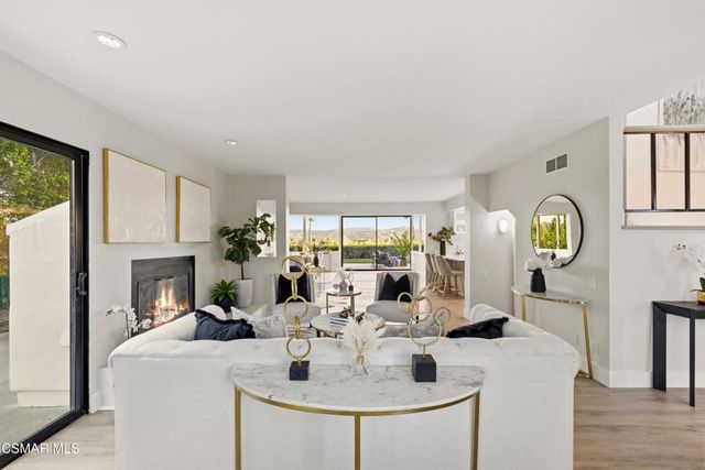 23310 Aetna Street, Woodland Hills, CA 91367