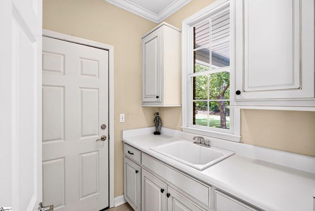 468 S Oakley Lane, Spartanburg, SC 29301