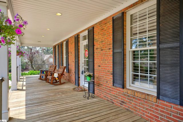 468 S Oakley Lane, Spartanburg, SC 29301