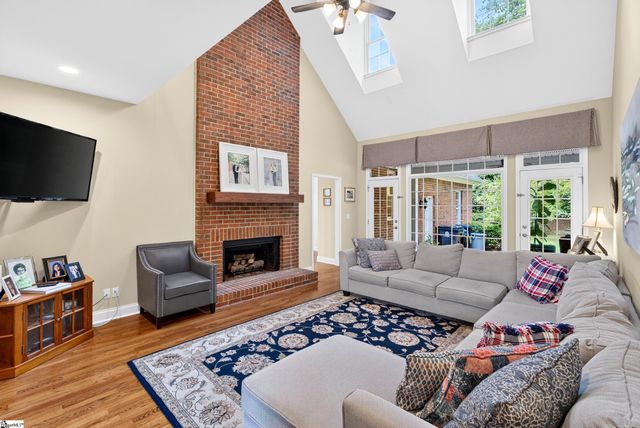 468 S Oakley Lane, Spartanburg, SC 29301