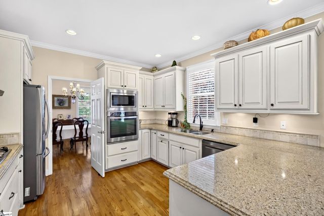 468 S Oakley Lane, Spartanburg, SC 29301