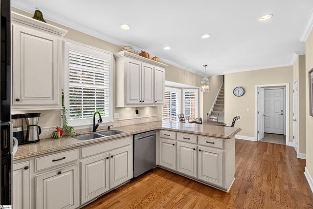 468 S Oakley Lane, Spartanburg, SC 29301