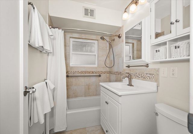 2810 W Fairview Ave, Spokane, WA 99205