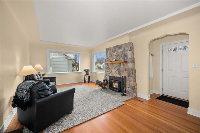 2810 W Fairview Ave, Spokane, WA 99205