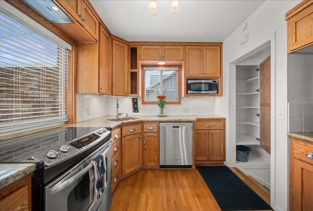 2810 W Fairview Ave, Spokane, WA 99205